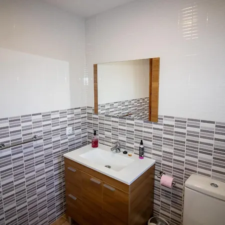 Bajo Duplex En Primera Linea De Mar - Apartment *